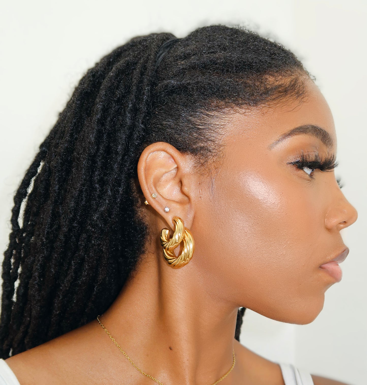 VANESSA HOOPS