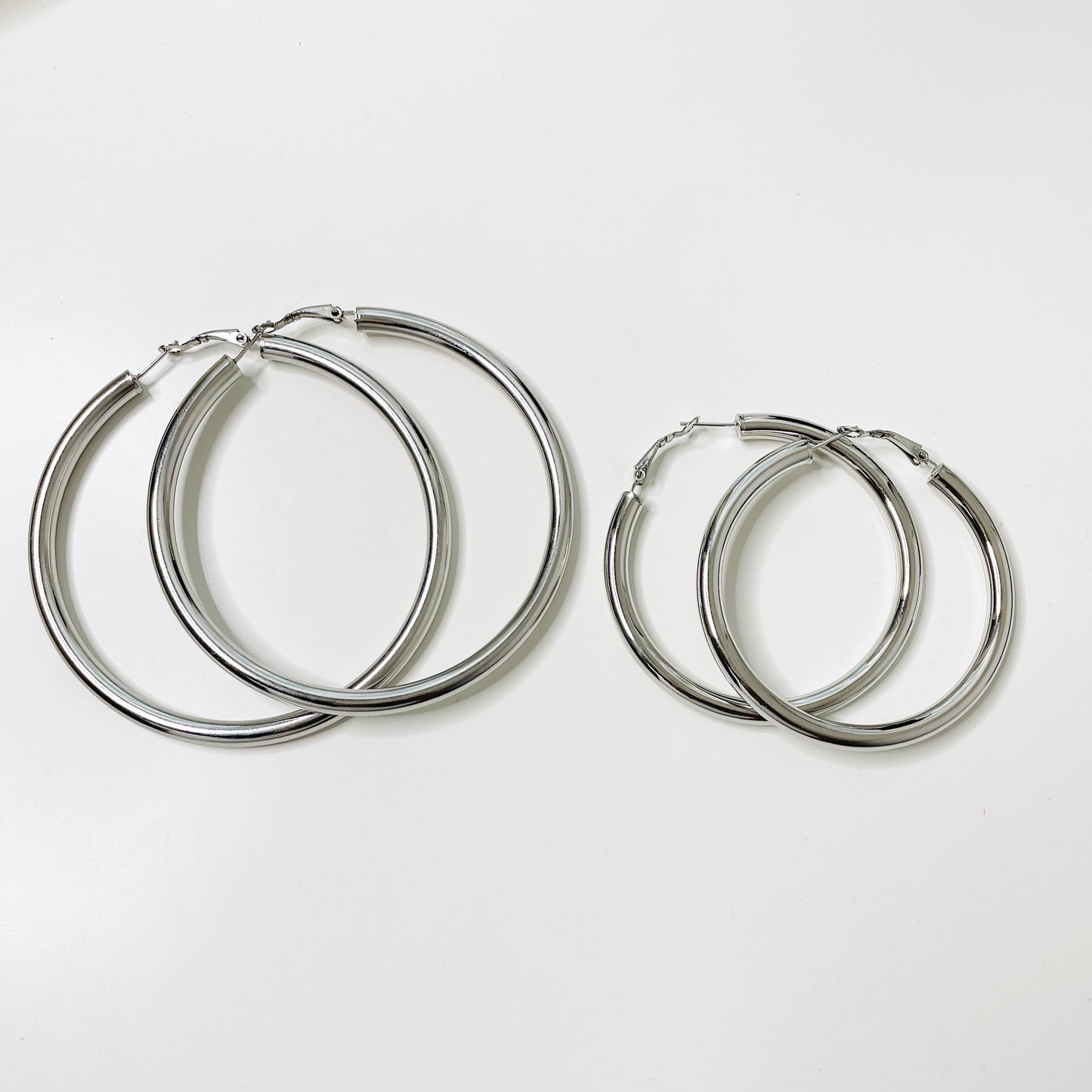 BAILEY CLASSIC HOOPS- SILVER